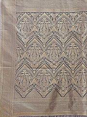 Elegant Grey and Gold Silk Saree – Graceful Artistry with Contemporary Charm