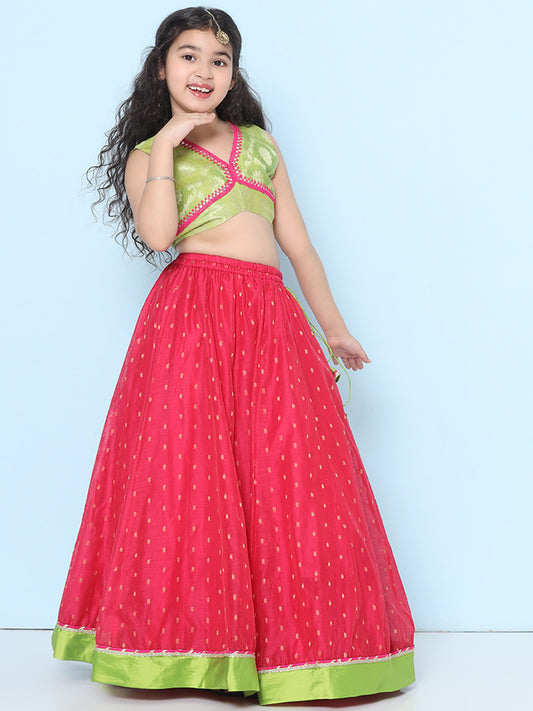 Girls Green & Pink Woven Design Choli, Ready to Wear Lehenga with Dupatta