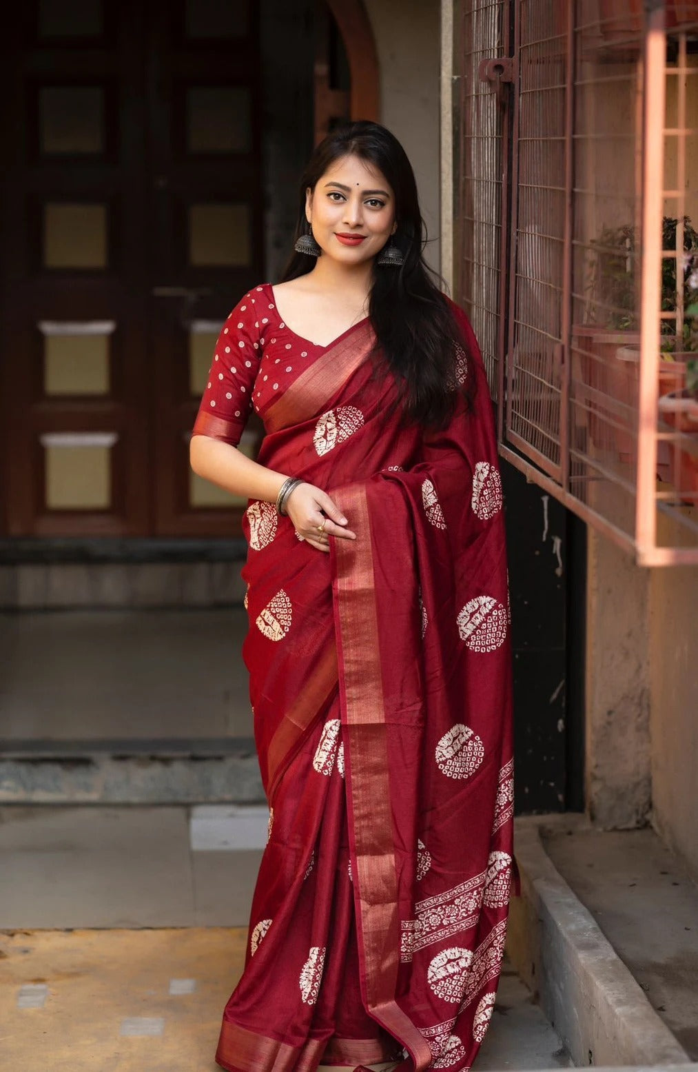 soft-cotton-crape-batik-prints-with-zari-pattu-woven-border-cottoncrap