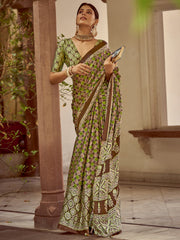 Women's Crepe Printed Designer Saree With Blouse Piece