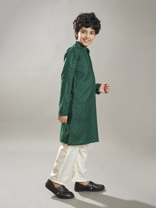 Boys Green kurta with a off white pajama 