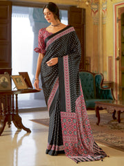 Women's Crepe Printed Designer Saree With Blouse Piece