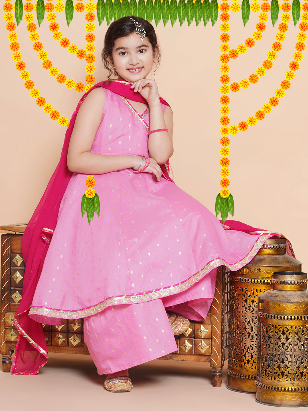 Girls Pink Ethnic motifs woven design Kurta With Sharara dupatta