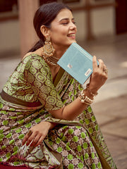 Women's Crepe Printed Designer Saree With Blouse Piece