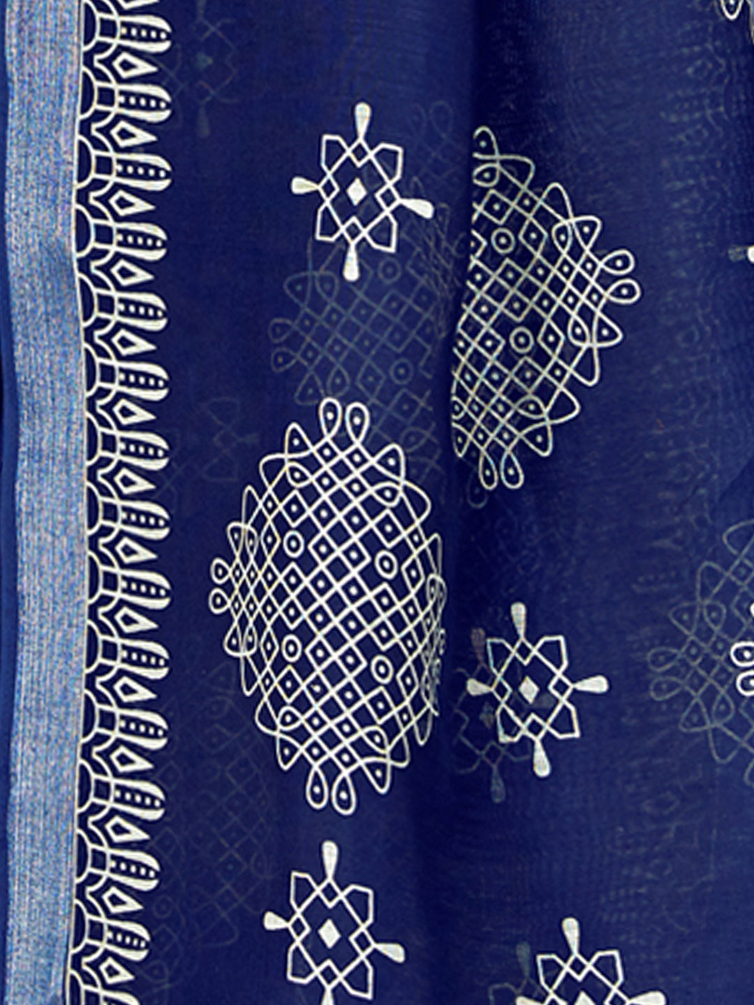 Women's Cotton Blend NavyBlue Printed DesignerSaree With Blouse Piece