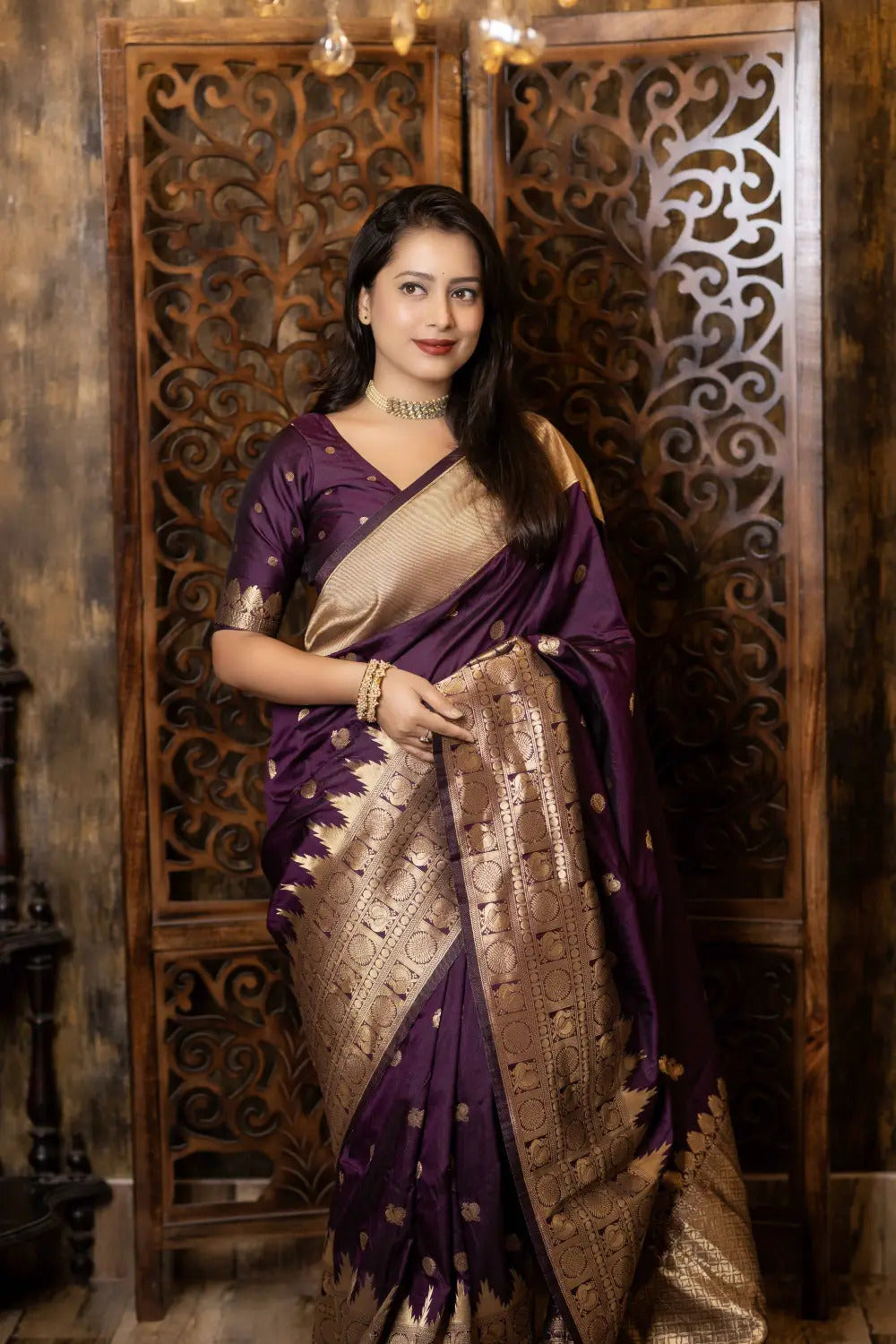 Soft-Poly-Silk-saree-with-stylish-prints-peazari