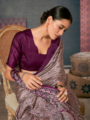 Women's Crepe DigitalPrint DesignerSaree With Blouse Piece