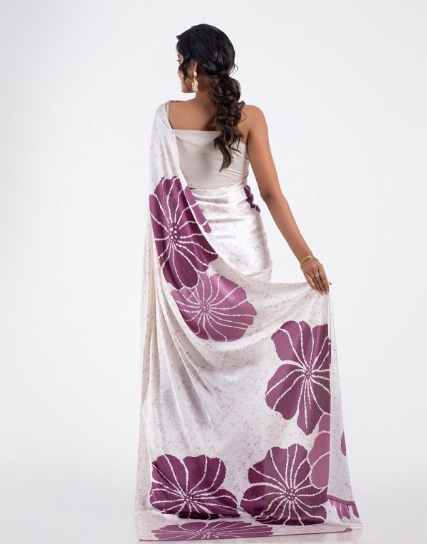 Soft Modal crepe saree with shaded style prints.
