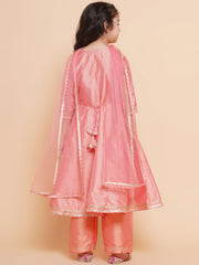 Placement Embroidered Three-Fourth Sleeves Above Knee Length Silk Kurta & Trouser With Dupatta - Peach