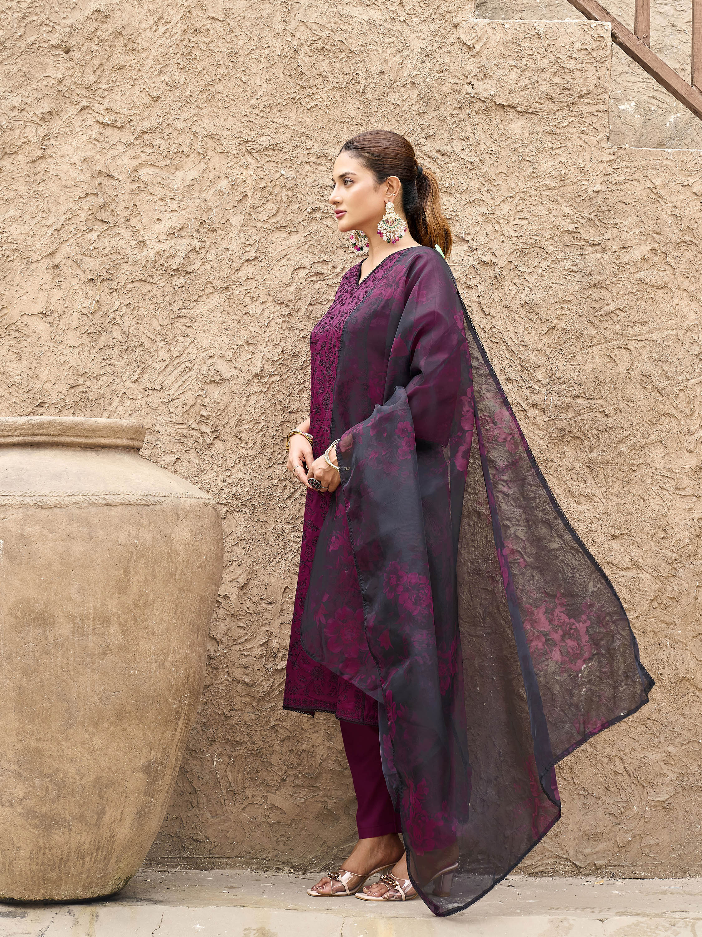 Burgundy color pure cotton with black thread jal embroidered Kurtaset 