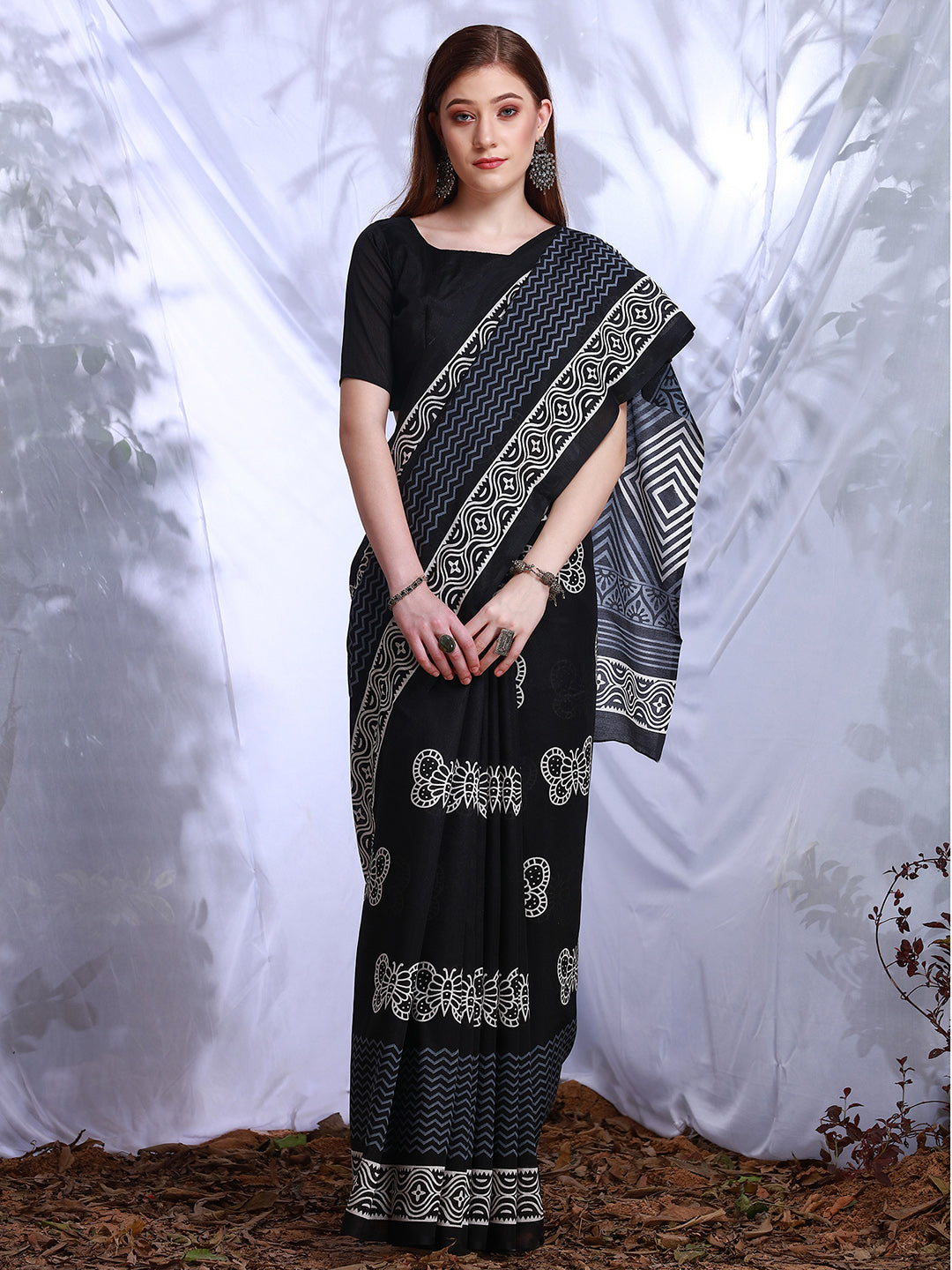 Women's Bhagalpuri Silk Black Printed DesignerSaree With Blouse Piece
