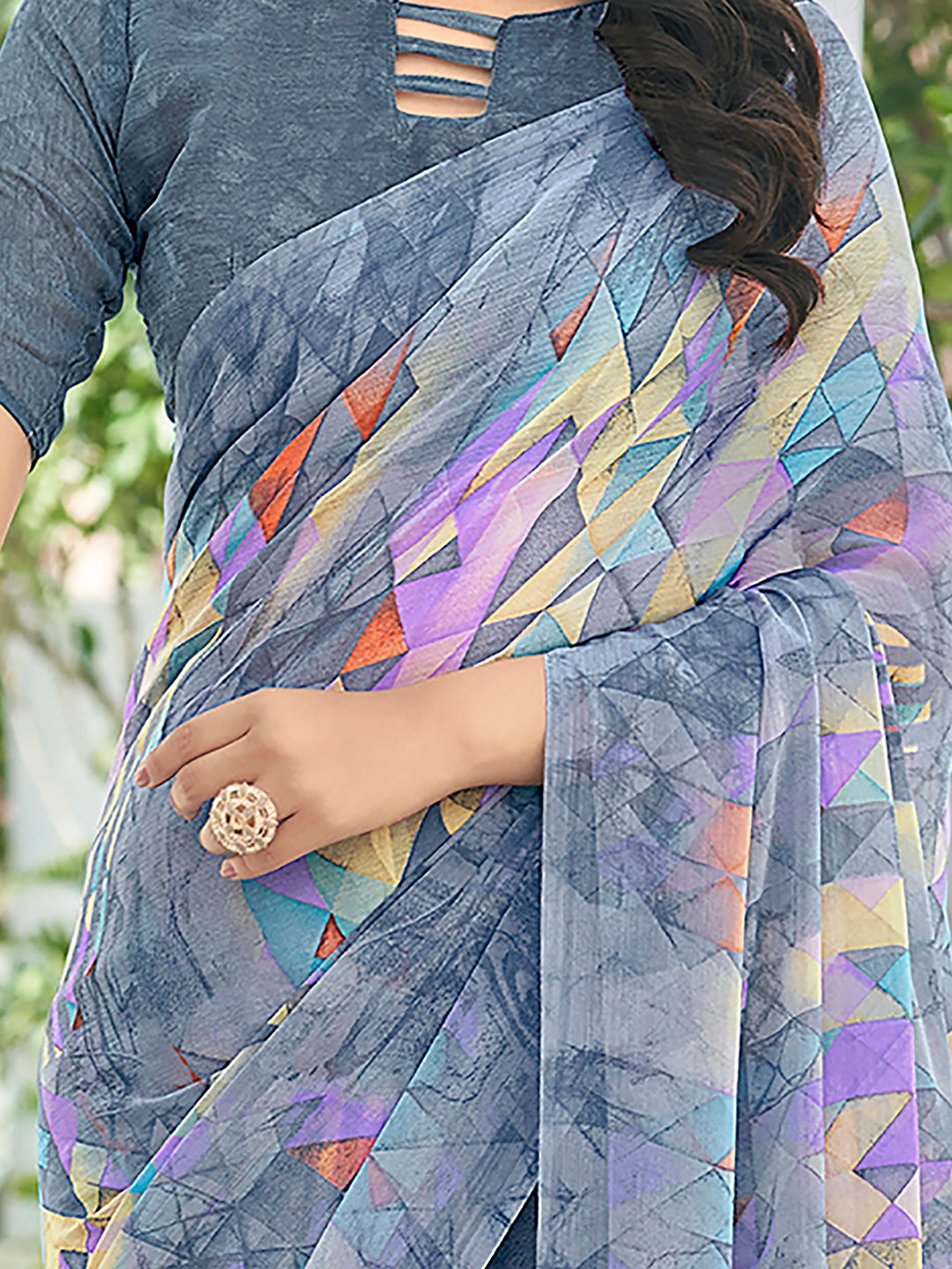 Women's Chiffon Grey Printed DesignerSaree With Blouse Piece