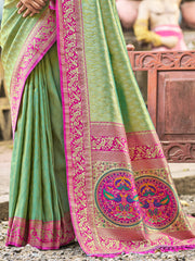 Traditional Kanjivaram Silk Saree in Orange with Grand Zari Pallu and Matching Blouse
