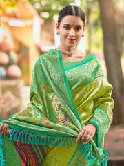 Traditional Kanjivaram Silk Saree in Yellow with Grand Zari Pallu and Matching Blouse