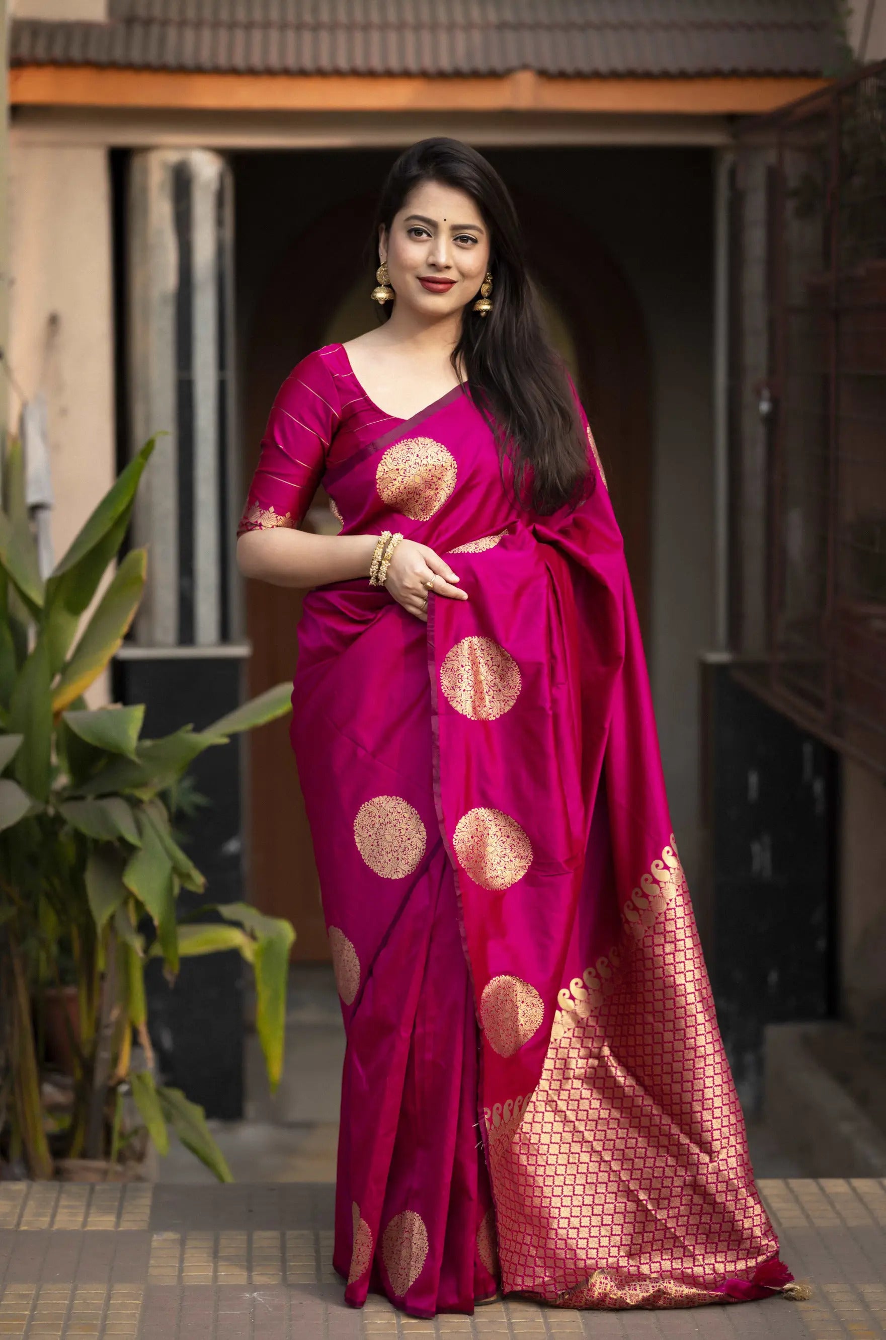 Soft-Poly-Silk-saree-with-stylish-prints-purnima1