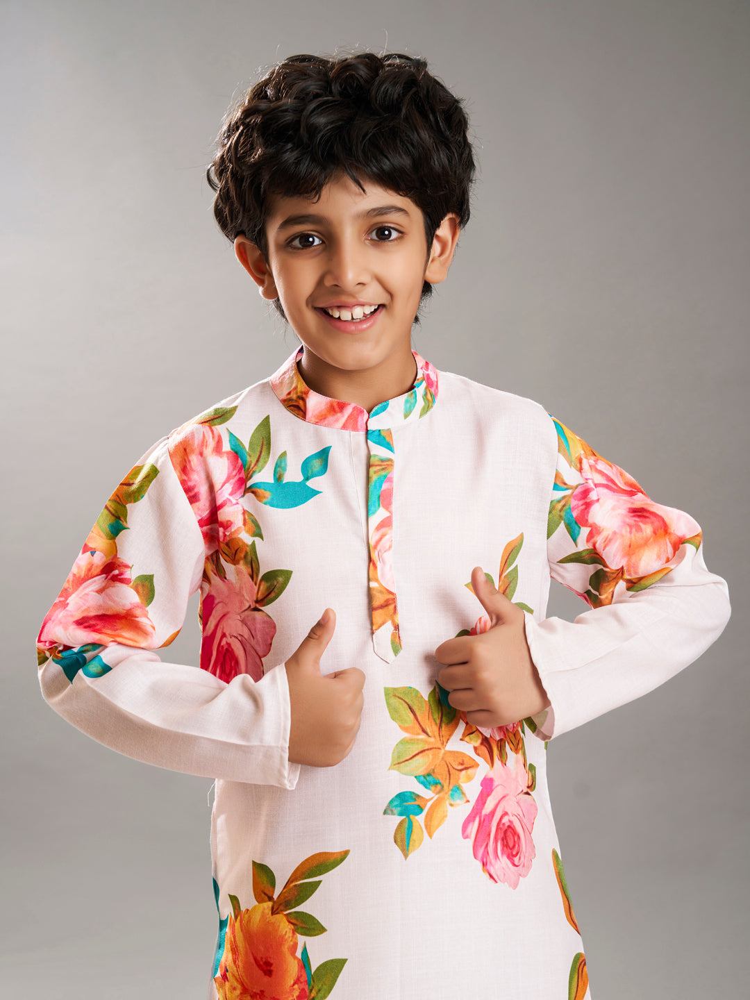 Boys off white floral printed kurta with a off white pajama