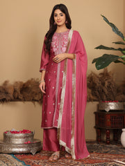 Women Mauve Silk Thread Embroidered Kurta Set With Dupatta