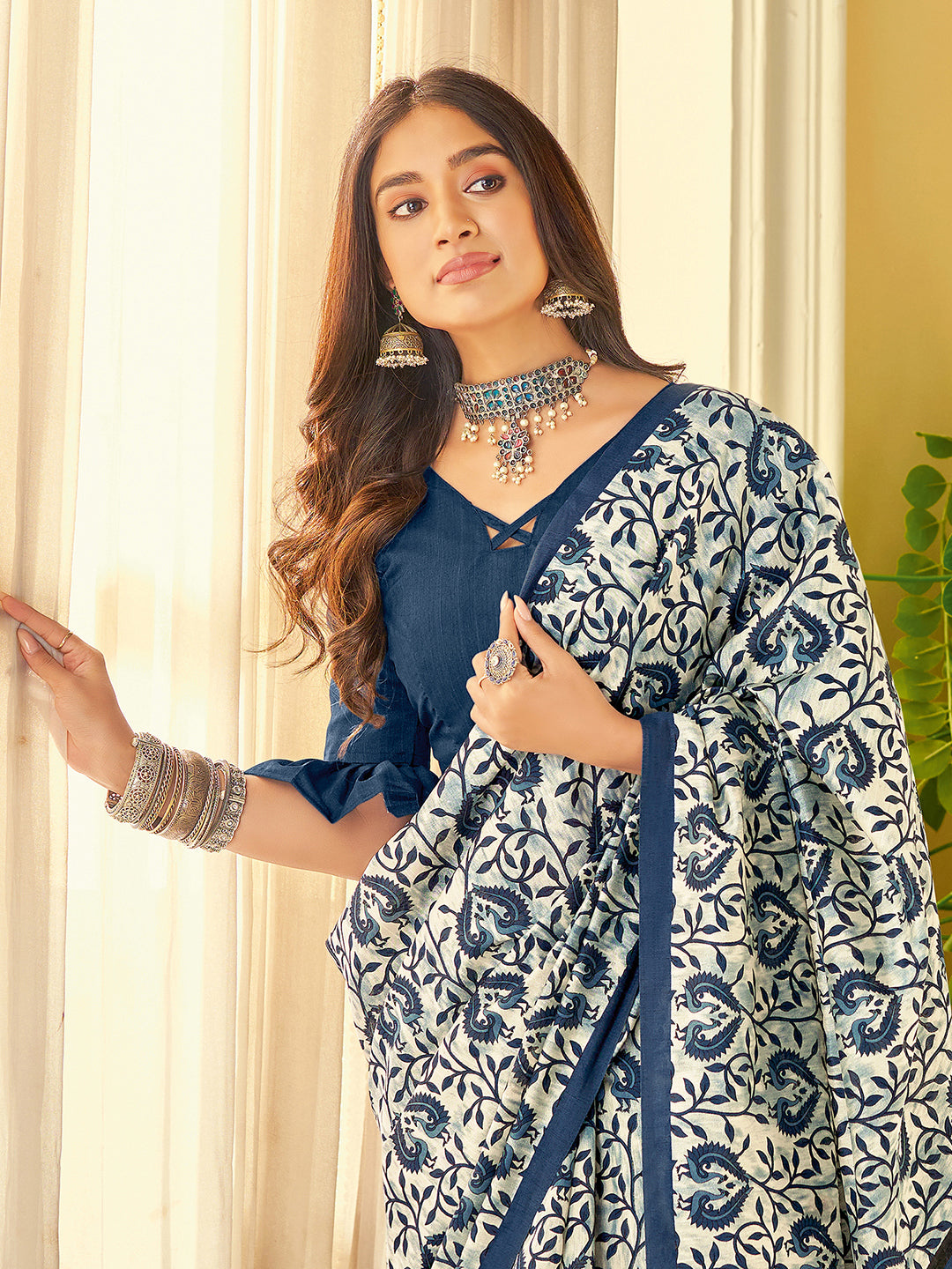Women's Bhagalpuri Silk OffWhite Printed DesignerSaree With Blouse Piece
