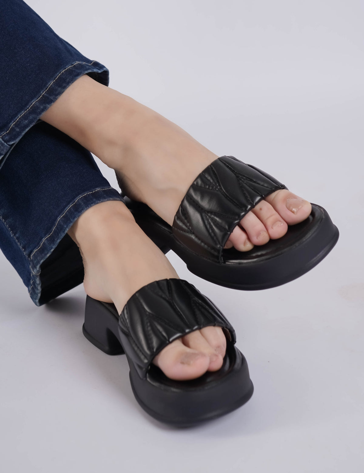Casual Fashion Open Back Mules 1.5 inches Block Heels