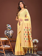 Jaquard Saree with Tassels - Radiate Soft Elegance and Timeless Beauty