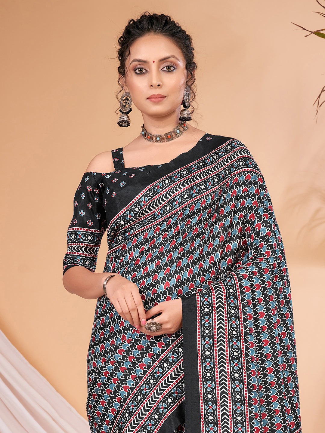 Women's Dola Silk DigitalPrint DesignerSaree With Blouse Piece