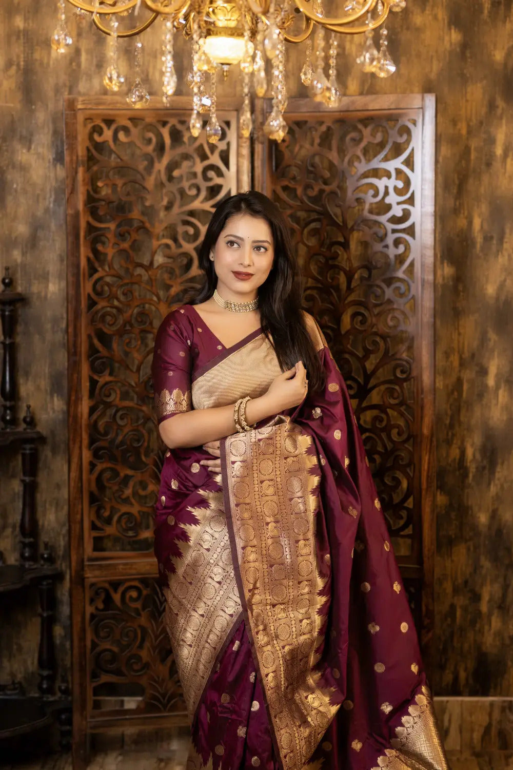 Soft-Poly-Silk-saree-with-stylish-prints-peazari