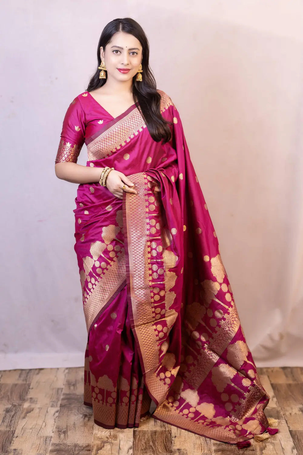 Soft-Poly-Silk-saree-with-stylish-prints-banarasitree