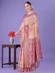 Cream & Green Lichi Silk Saree with Rich Woven Border and Zigzag Pattern – Wedding & Festive Wear
