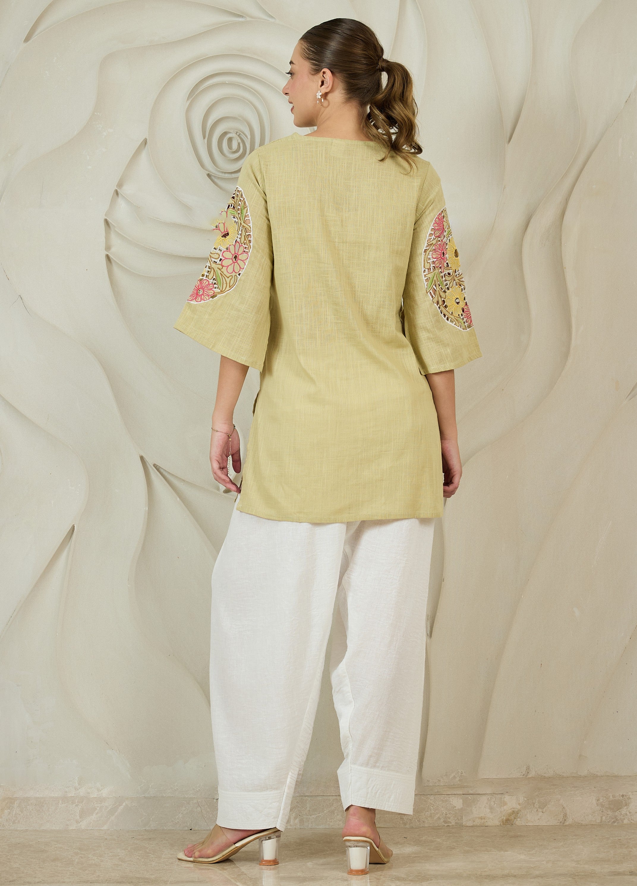 Women Farshi Floral Embroidered Notch Neck Patchwork Pure Cotton Kurta With Salwar