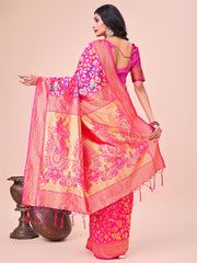 Majestic Green Silk Saree with Gold Zari & Floral Design – Perfect for Festive & Traditional Occasions