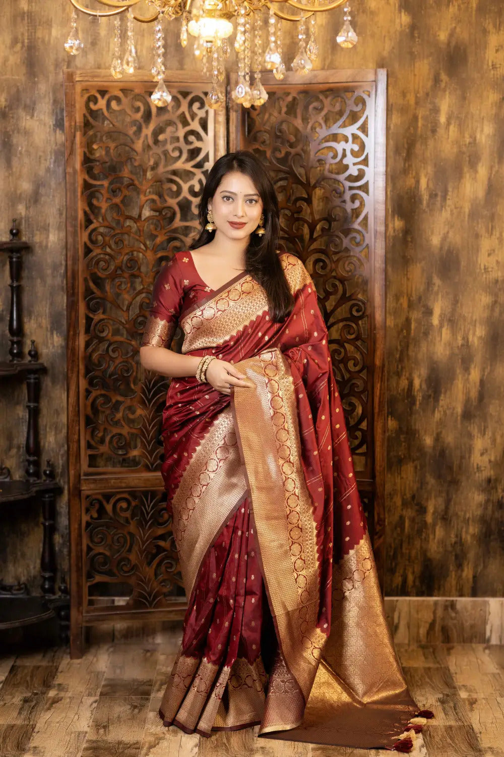 Soft-Poly-Silk-saree-with-stylish-prints-niyati