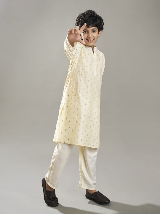 Boys off white modal booti kurta with pajama 