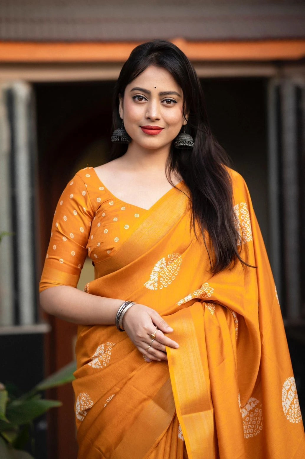 soft-cotton-crape-batik-prints-with-zari-pattu-woven-border-cottoncrap