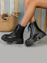 حذاء Shoetopia أنيق كاجوال متوسط ​​الارتفاع باللون الأسود للنساء والفتيات