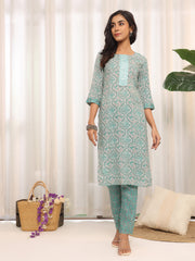Women Ethnic Printed kurta with Trousers & Dupatta