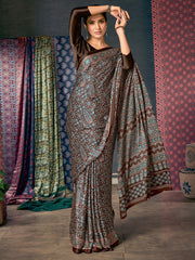Women's Crepe DigitalPrint DesignerSaree With Blouse Piece