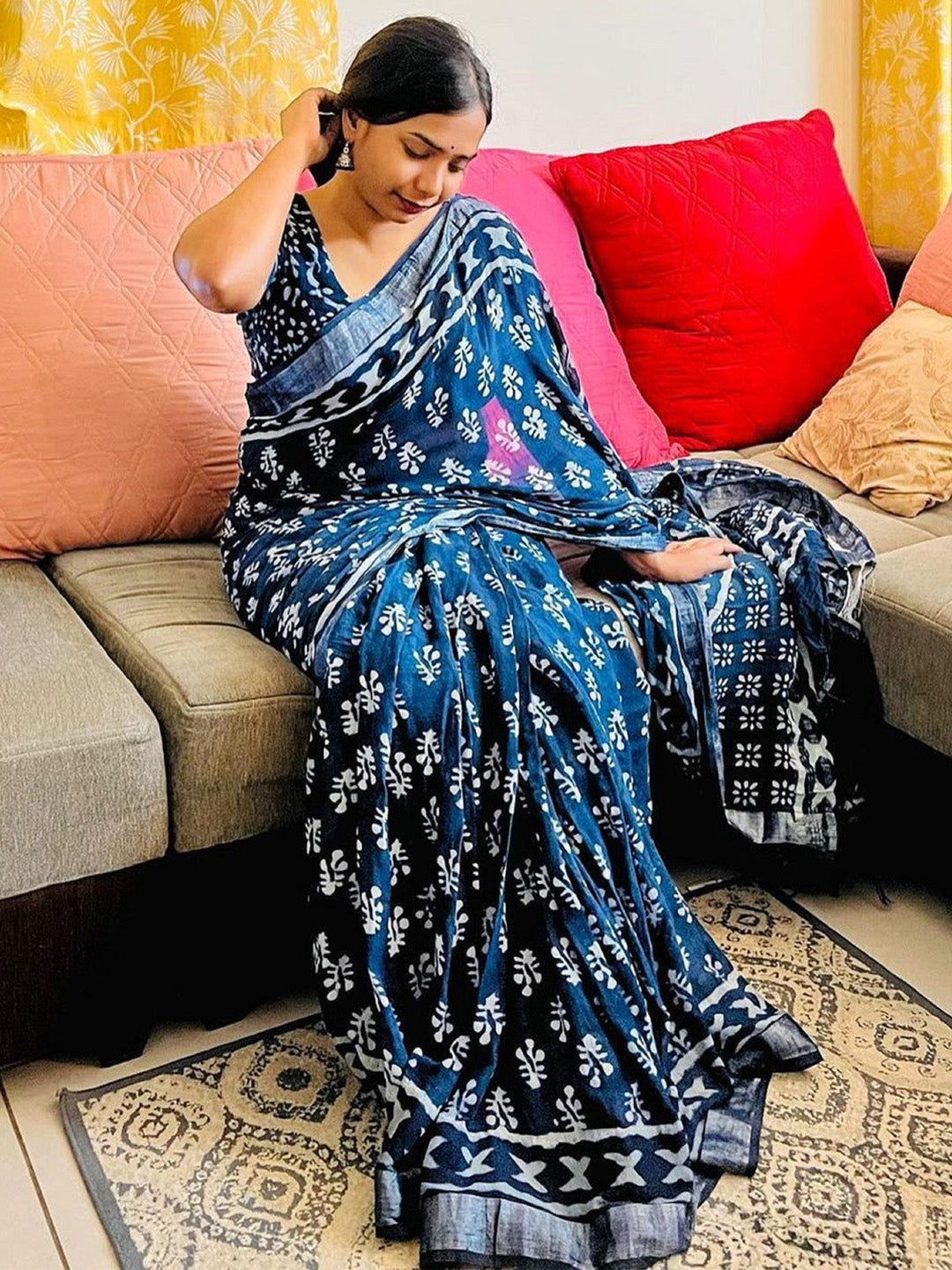 Women's Cotton Linen Navy Blue Printed Designer Saree With Blouse Piece