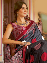 Women's Crepe Printed Designer Saree With Blouse Piece