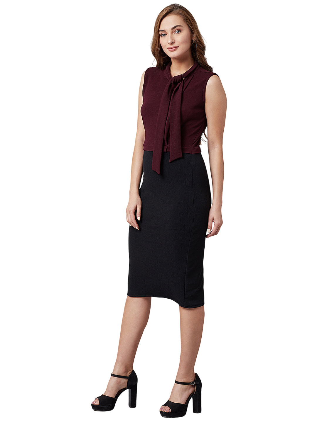 Women Burgundy & Black Sheath Dress