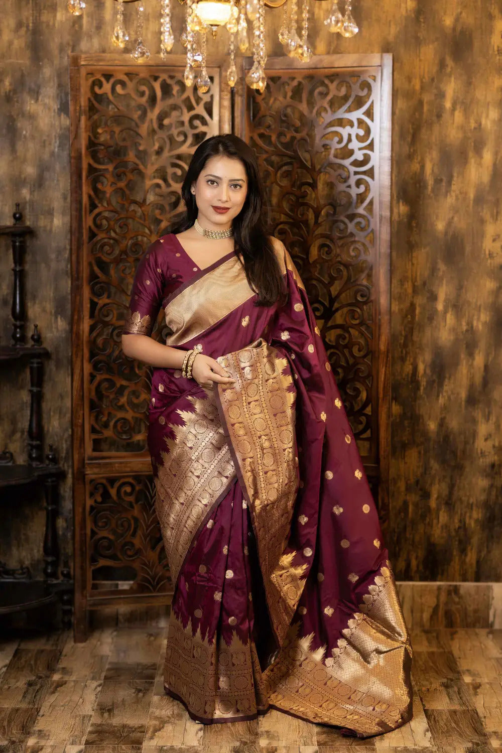 Soft-Poly-Silk-saree-with-stylish-prints-peazari