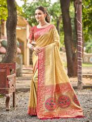 Traditional Kanjivaram Silk Saree in Orange with Grand Zari Pallu and Matching Blouse
