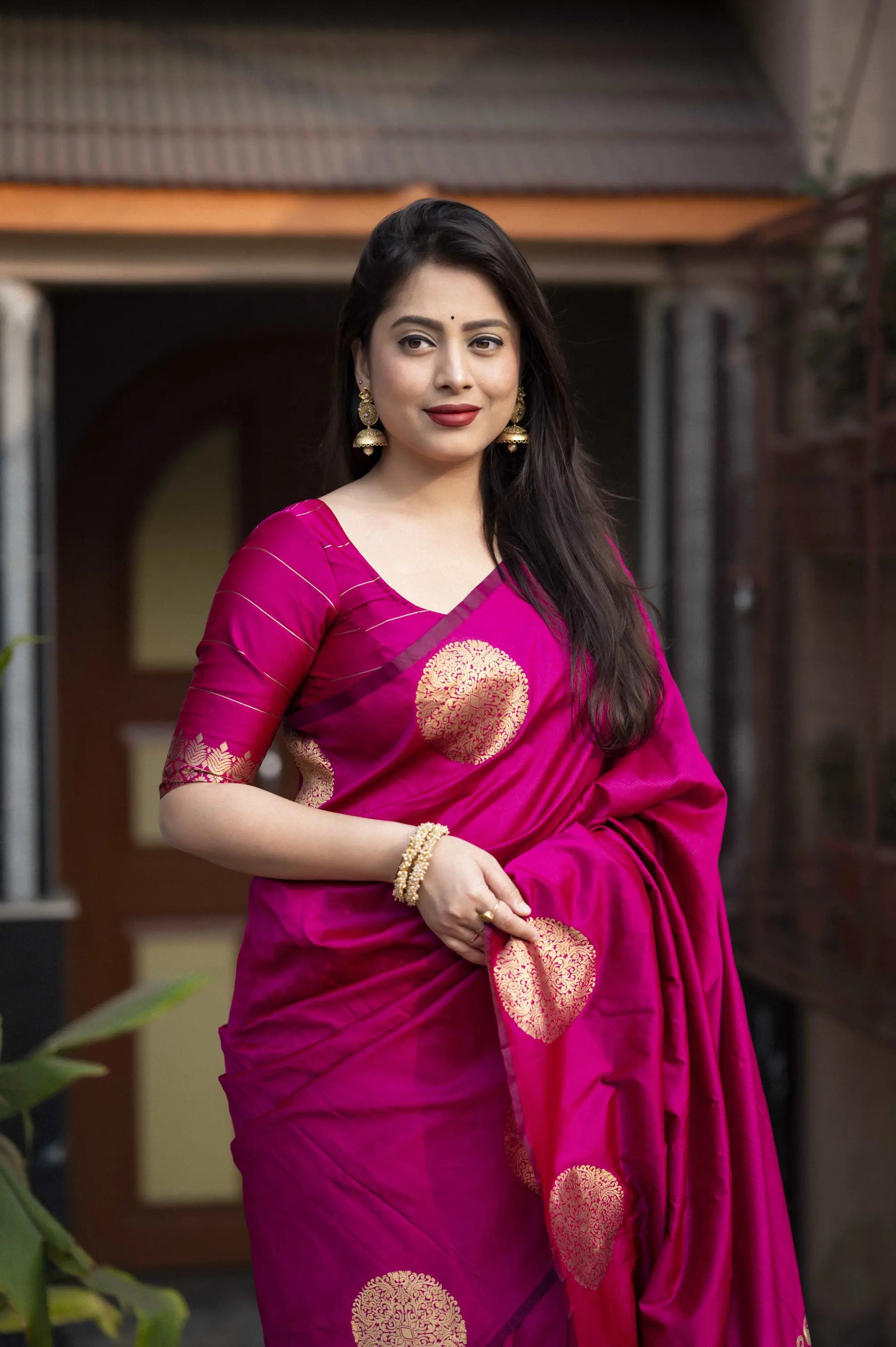 Soft-Poly-Silk-saree-with-stylish-prints-purnima1