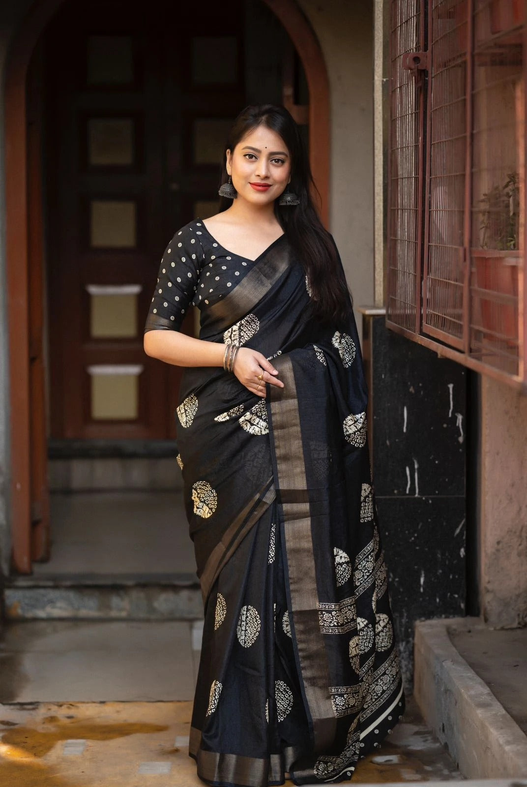 soft-cotton-crape-batik-prints-with-zari-pattu-woven-border-cottoncrap