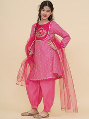 Solid Three-Fourth Sleeves Above Knee Length Silk Kurta & Salwar With Dupatta - Pink