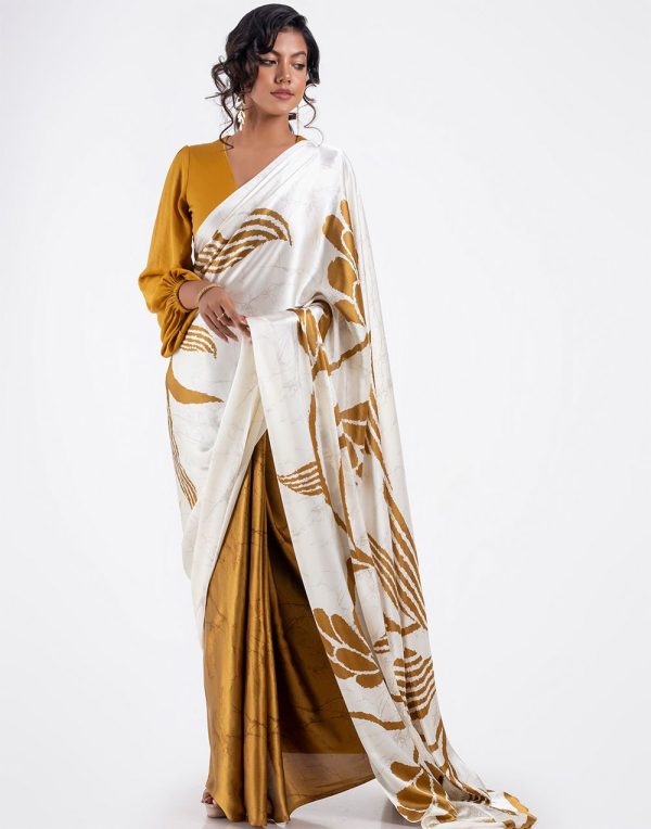 Soft Modal crepe saree with shaded style prints.