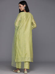 Women Green Floral Embroidered Regular Chanderi Silk Kurta with Trousers & With Dupatta