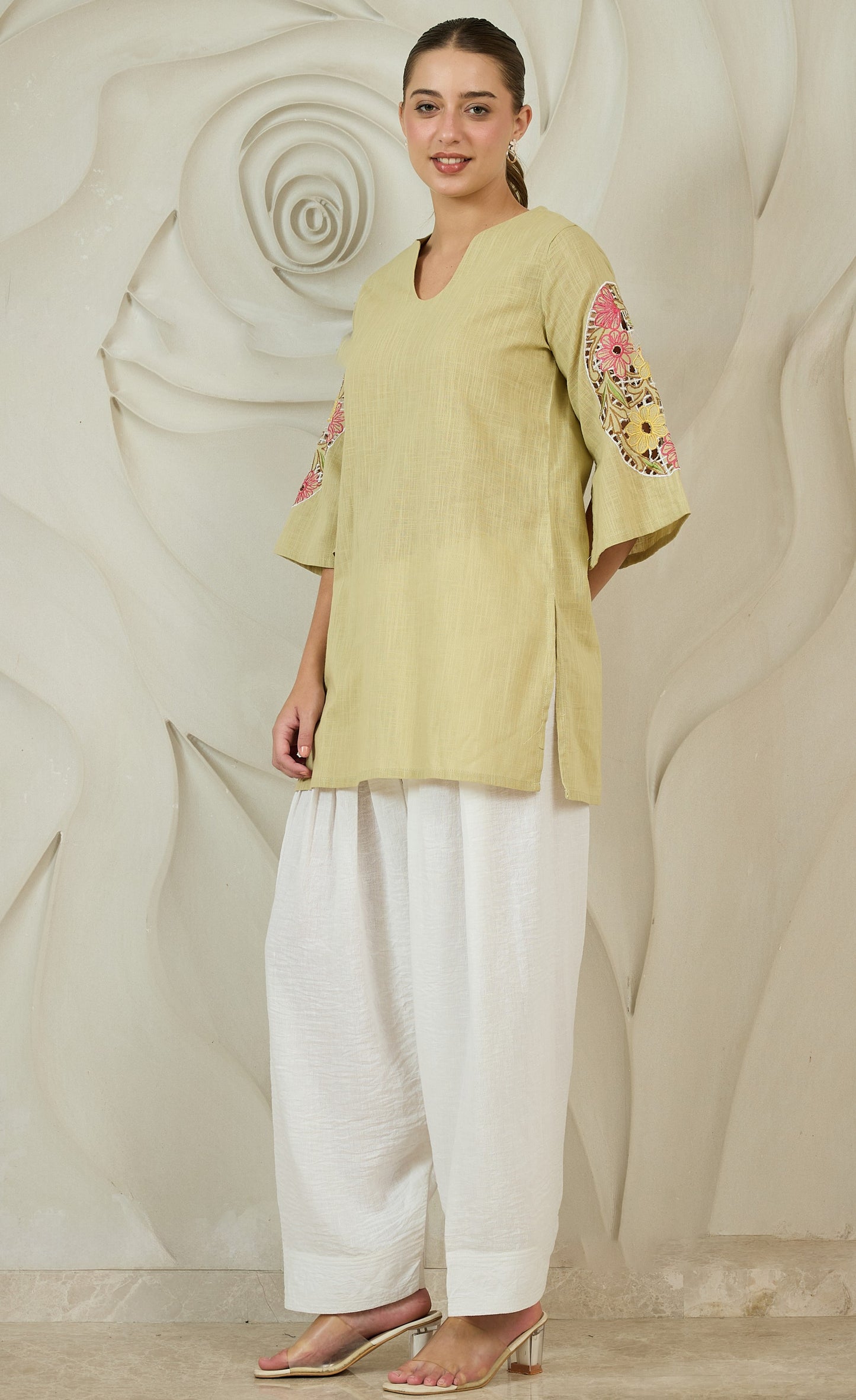 Women Farshi Floral Embroidered Notch Neck Patchwork Pure Cotton Kurta With Salwar