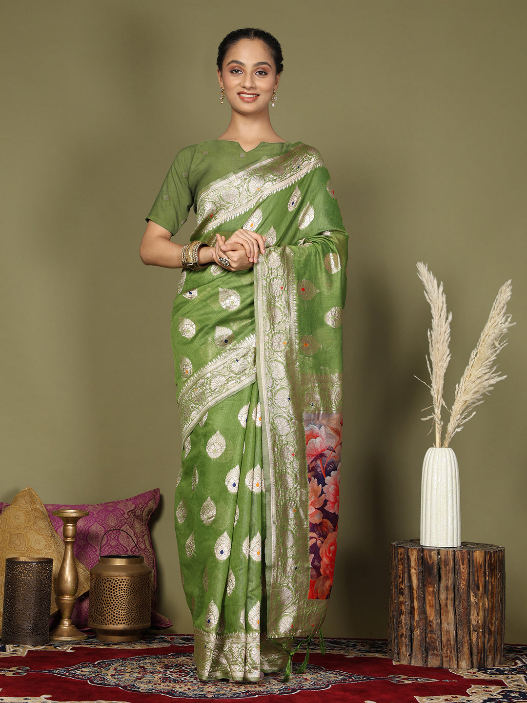 Green Floral Linen Cotton Saree with Zari Border & Digital Printed Pallu – Elegant Sari for Festive Occasions