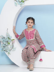 cotton Woven Three-Quarter Sleeves Floral Print A Line Kurta And Salwar With Dupatta Set - Green