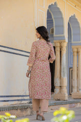 Women Pink Round Neck Floral Printed  Embroidered Kurta Paired With Bottom And  Dupatta